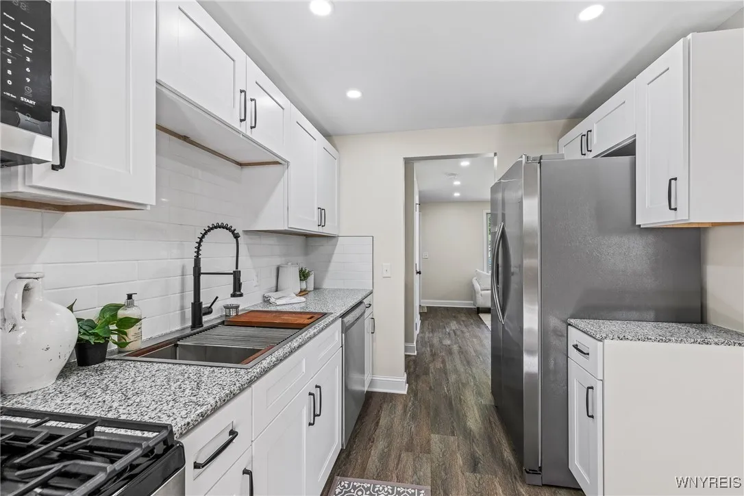 1540 Sundance, Hamburg, New York 14085, Hamburg, New York 14085, 3 Bedrooms Bedrooms, 6 Rooms Rooms,1 BathroomBathrooms,Residential,For Sale,1540 Sundance, Hamburg, New York 14085,B1632449