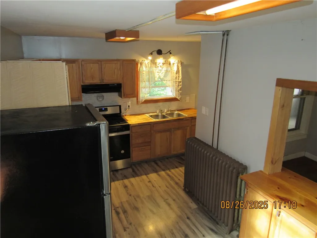 166 Water Street, Lyons, New York 14489, Lyons, New York 14489, 3 Bedrooms Bedrooms, 7 Rooms Rooms,1 BathroomBathrooms,Residential,For Sale,166 Water Street, Lyons, New York 14489,R1633500