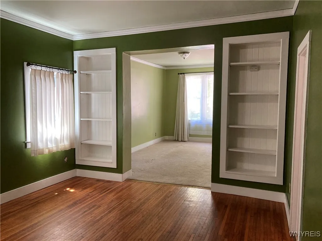 21 College Street, Buffalo, New York 14201, Buffalo, New York 14201, 3 Bedrooms Bedrooms, 6 Rooms Rooms,1 BathroomBathrooms,Residential Lease,For Rent,21 College Street, Buffalo, New York 14201,0,B1633438