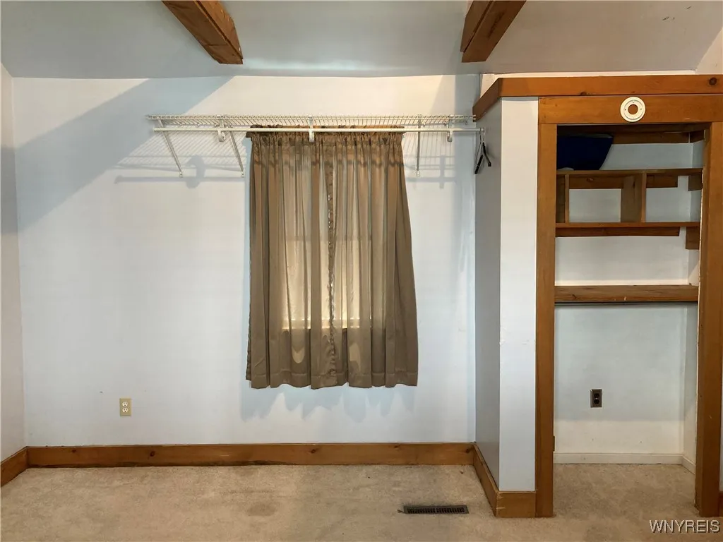21 College Street, Buffalo, New York 14201, Buffalo, New York 14201, 3 Bedrooms Bedrooms, 6 Rooms Rooms,1 BathroomBathrooms,Residential Lease,For Rent,21 College Street, Buffalo, New York 14201,0,B1633438