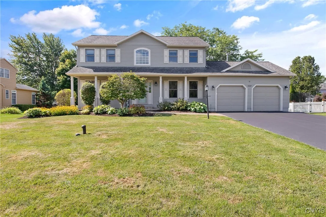 3607 Whispering Woods Terrace, Clay, New York 1302, Clay, New York 13027, 3 Bedrooms Bedrooms, 9 Rooms Rooms,2 BathroomsBathrooms,Residential,Closed,3607 Whispering Woods Terrace, Clay, New York 1302,0,S1633189