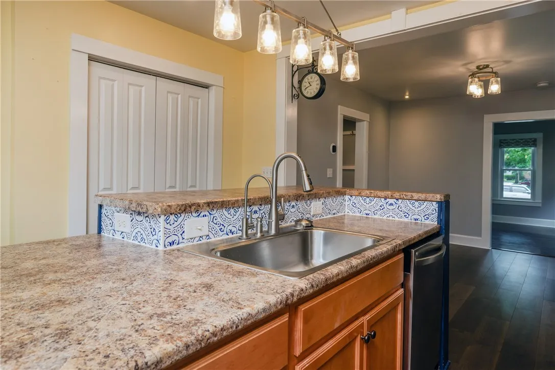 10 Corning Blvd, Corning City, New York 14830, Corning City, New York 14830, 4 Bedrooms Bedrooms, 8 Rooms Rooms,2 BathroomsBathrooms,Residential,For Sale,10 Corning Blvd, Corning City, New York 14830,0,R1631647