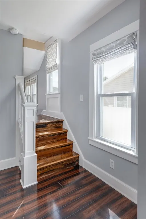 10 Corning Blvd, Corning City, New York 14830, Corning City, New York 14830, 4 Bedrooms Bedrooms, 8 Rooms Rooms,2 BathroomsBathrooms,Residential,For Sale,10 Corning Blvd, Corning City, New York 14830,0,R1631647