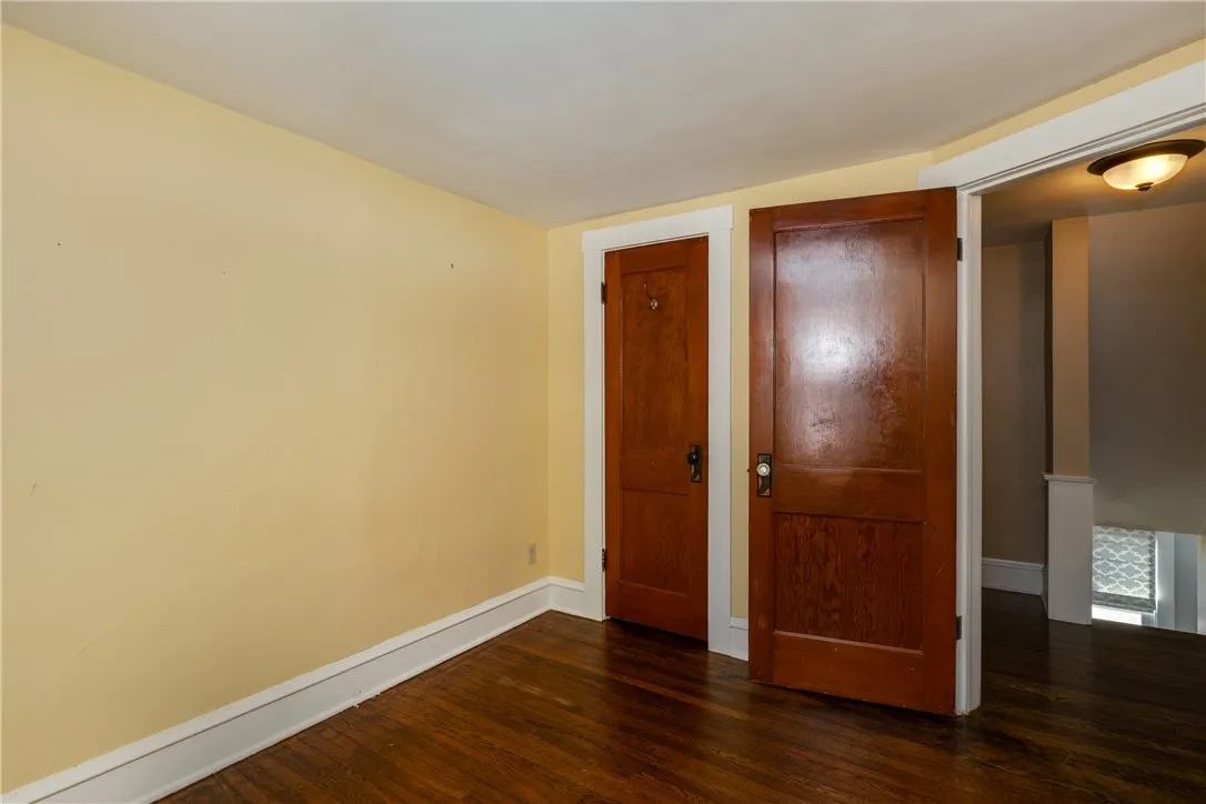 10 Corning Blvd, Corning City, New York 14830, Corning City, New York 14830, 4 Bedrooms Bedrooms, 8 Rooms Rooms,2 BathroomsBathrooms,Residential,For Sale,10 Corning Blvd, Corning City, New York 14830,0,R1631647