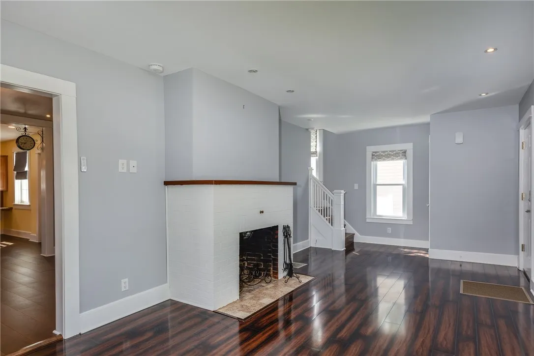 10 Corning Blvd, Corning City, New York 14830, Corning City, New York 14830, 4 Bedrooms Bedrooms, 8 Rooms Rooms,2 BathroomsBathrooms,Residential,For Sale,10 Corning Blvd, Corning City, New York 14830,0,R1631647