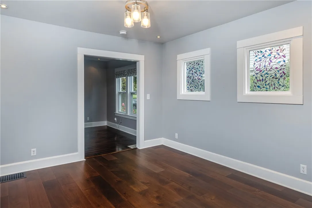 10 Corning Blvd, Corning City, New York 14830, Corning City, New York 14830, 4 Bedrooms Bedrooms, 8 Rooms Rooms,2 BathroomsBathrooms,Residential,For Sale,10 Corning Blvd, Corning City, New York 14830,0,R1631647