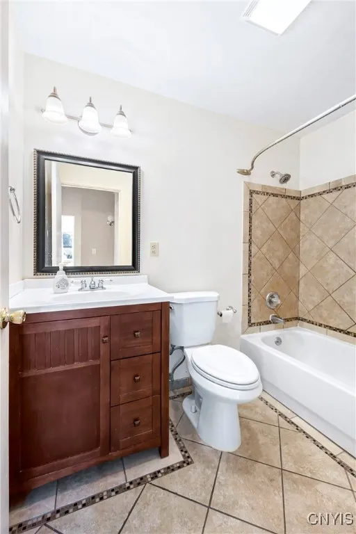 11 Damson Lane, Clay, New York 13090, Clay, New York 13090, 4 Bedrooms Bedrooms, 8 Rooms Rooms,2 BathroomsBathrooms,Residential,Closed,11 Damson Lane, Clay, New York 13090,0,S1633431