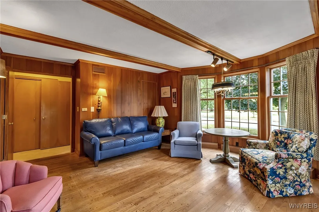 137 Nottingham, Buffalo, New York 14216, Buffalo, New York 14216, 5 Bedrooms Bedrooms, 10 Rooms Rooms,4 BathroomsBathrooms,Residential,For Sale,137 Nottingham, Buffalo, New York 14216,B1633268