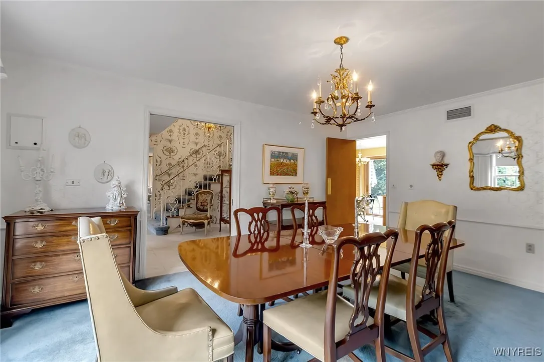 137 Nottingham, Buffalo, New York 14216, Buffalo, New York 14216, 5 Bedrooms Bedrooms, 10 Rooms Rooms,4 BathroomsBathrooms,Residential,For Sale,137 Nottingham, Buffalo, New York 14216,B1633268
