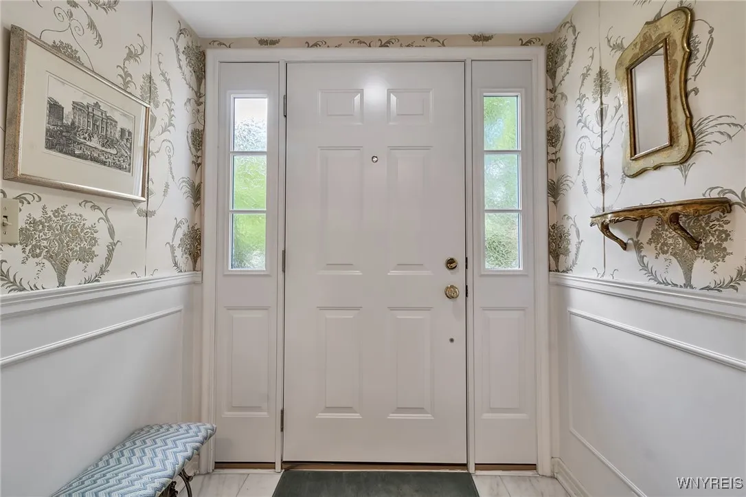 137 Nottingham, Buffalo, New York 14216, Buffalo, New York 14216, 5 Bedrooms Bedrooms, 10 Rooms Rooms,4 BathroomsBathrooms,Residential,For Sale,137 Nottingham, Buffalo, New York 14216,B1633268