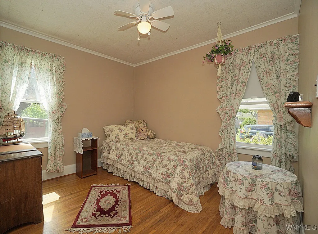 421 Stanley Street, North Tonawanda, New York 1412, North Tonawanda, New York 14120, 4 Bedrooms Bedrooms, 8 Rooms Rooms,1 BathroomBathrooms,Residential,For Sale,421 Stanley Street, North Tonawanda, New York 1412,0,B1633527
