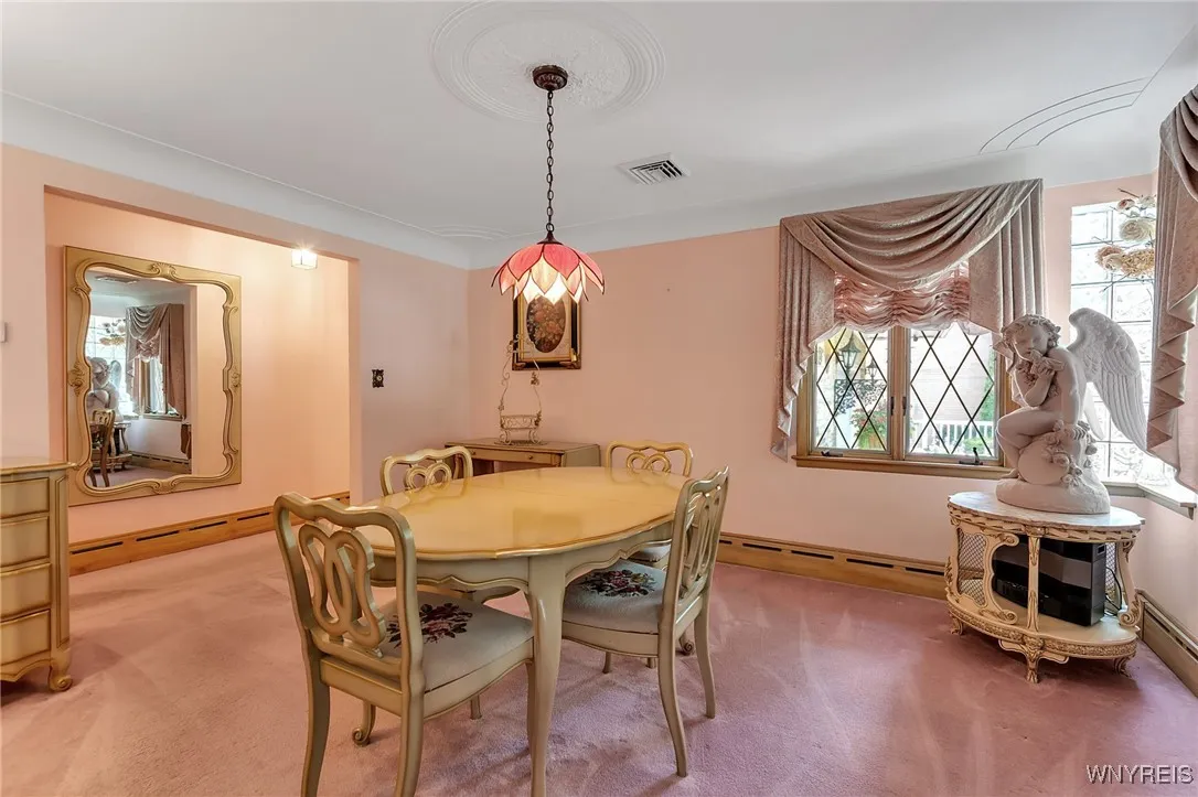 226 East Treehaven Road, Cheektowaga, New York 142, Cheektowaga, New York 14215, 3 Bedrooms Bedrooms, 8 Rooms Rooms,2 BathroomsBathrooms,Residential,For Sale,226 East Treehaven Road, Cheektowaga, New York 142,0,B1633604