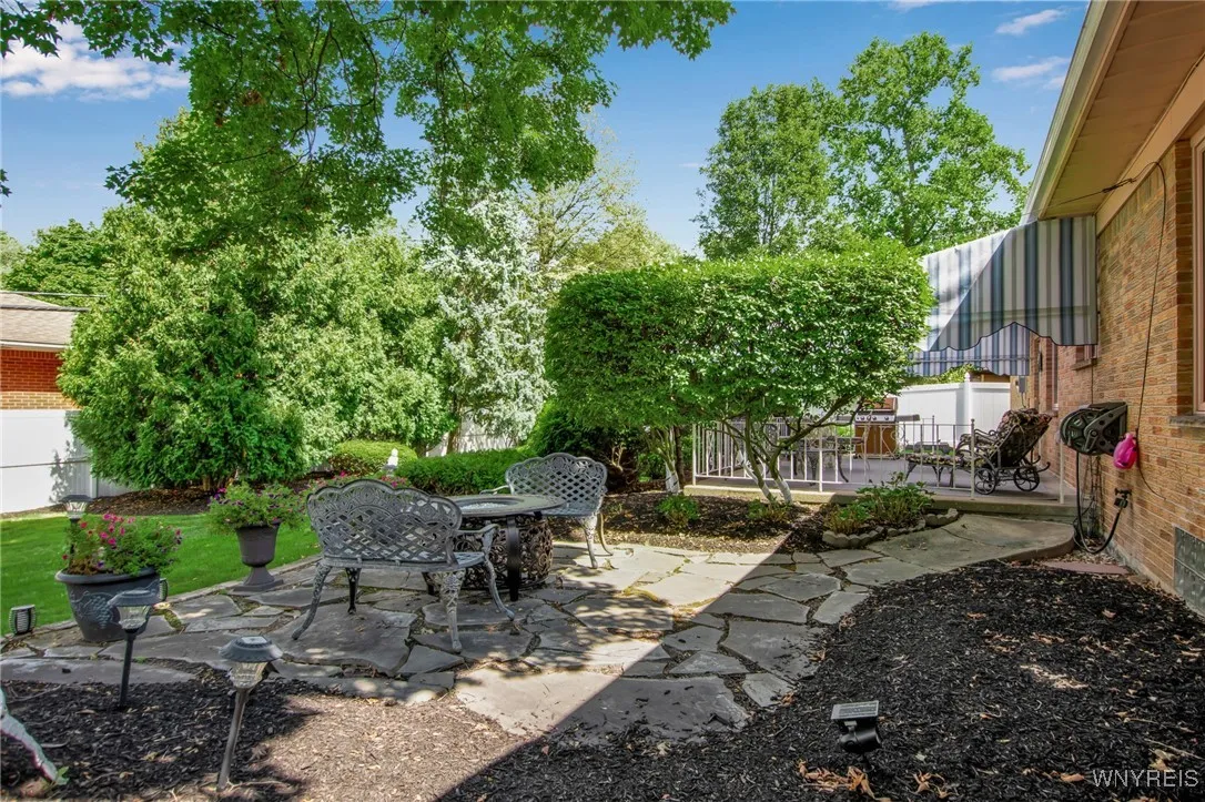 226 East Treehaven Road, Cheektowaga, New York 142, Cheektowaga, New York 14215, 3 Bedrooms Bedrooms, 8 Rooms Rooms,2 BathroomsBathrooms,Residential,For Sale,226 East Treehaven Road, Cheektowaga, New York 142,0,B1633604
