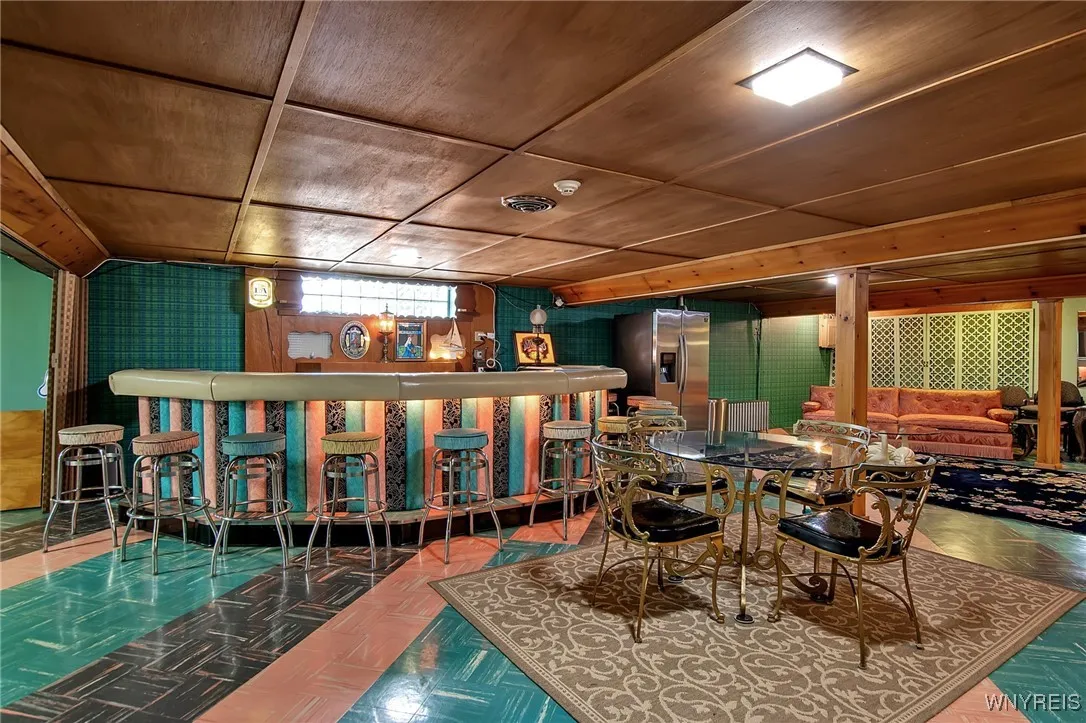 226 East Treehaven Road, Cheektowaga, New York 142, Cheektowaga, New York 14215, 3 Bedrooms Bedrooms, 8 Rooms Rooms,2 BathroomsBathrooms,Residential,Closed,226 East Treehaven Road, Cheektowaga, New York 142,0,B1633604