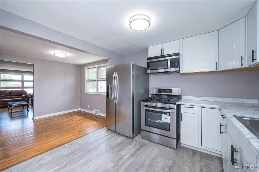 15 Alden Avenue, Buffalo, New York 14216, Buffalo, New York 14216, 3 Bedrooms Bedrooms, 6 Rooms Rooms,1 BathroomBathrooms,Residential,For Sale,15 Alden Avenue, Buffalo, New York 14216,0,B1633702
