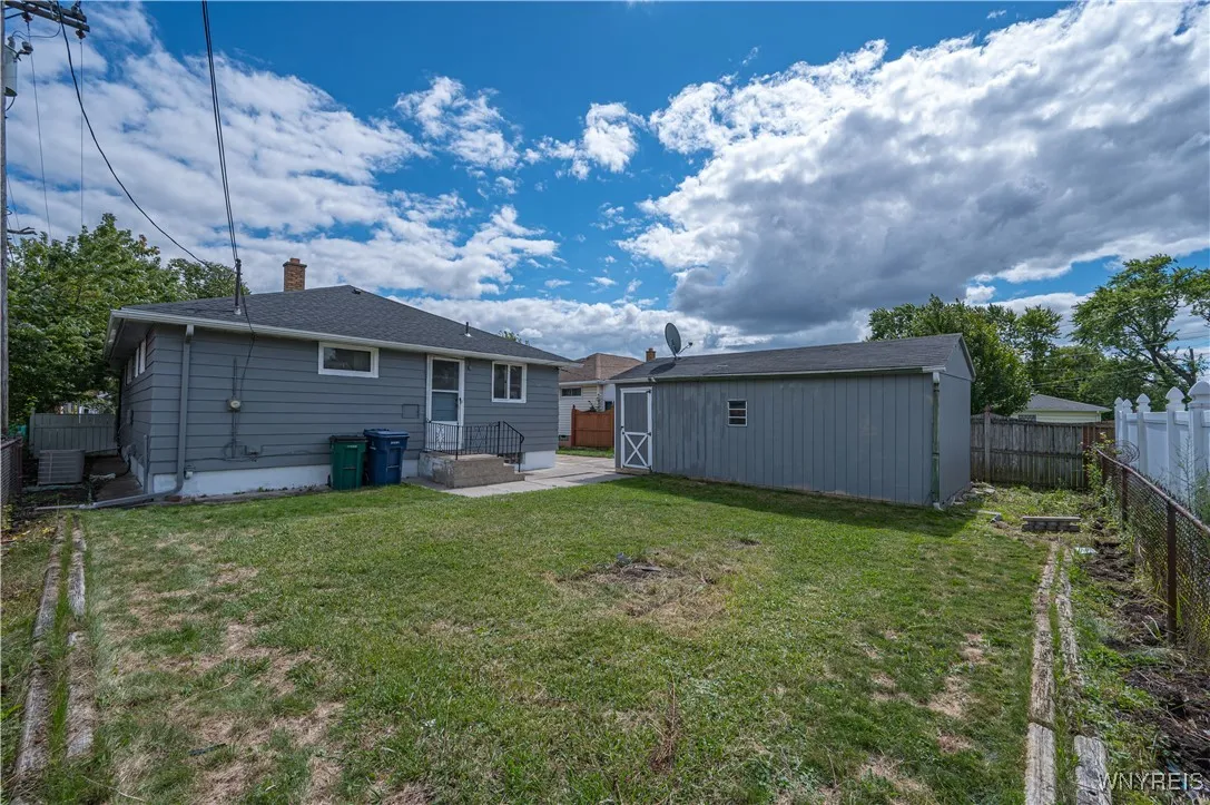 15 Alden Avenue, Buffalo, New York 14216, Buffalo, New York 14216, 3 Bedrooms Bedrooms, 6 Rooms Rooms,1 BathroomBathrooms,Residential,For Sale,15 Alden Avenue, Buffalo, New York 14216,0,B1633702