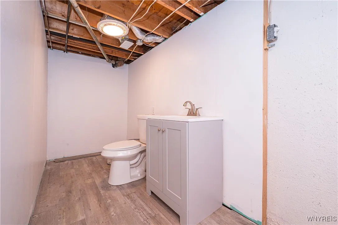 15 Alden Avenue, Buffalo, New York 14216, Buffalo, New York 14216, 3 Bedrooms Bedrooms, 6 Rooms Rooms,1 BathroomBathrooms,Residential,For Sale,15 Alden Avenue, Buffalo, New York 14216,0,B1633702