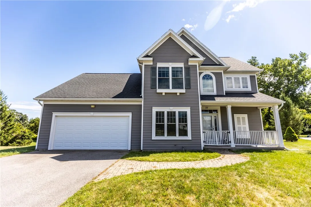 37 Heritage Dr, Geneseo, New York 14454, Geneseo, New York 14454, 3 Bedrooms Bedrooms, 6 Rooms Rooms,2 BathroomsBathrooms,Residential,For Sale,37 Heritage Dr, Geneseo, New York 14454,0,R1633615