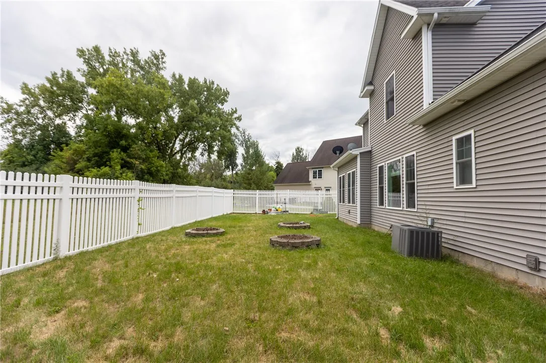 37 Heritage Dr, Geneseo, New York 14454, Geneseo, New York 14454, 3 Bedrooms Bedrooms, 6 Rooms Rooms,2 BathroomsBathrooms,Residential,For Sale,37 Heritage Dr, Geneseo, New York 14454,0,R1633615