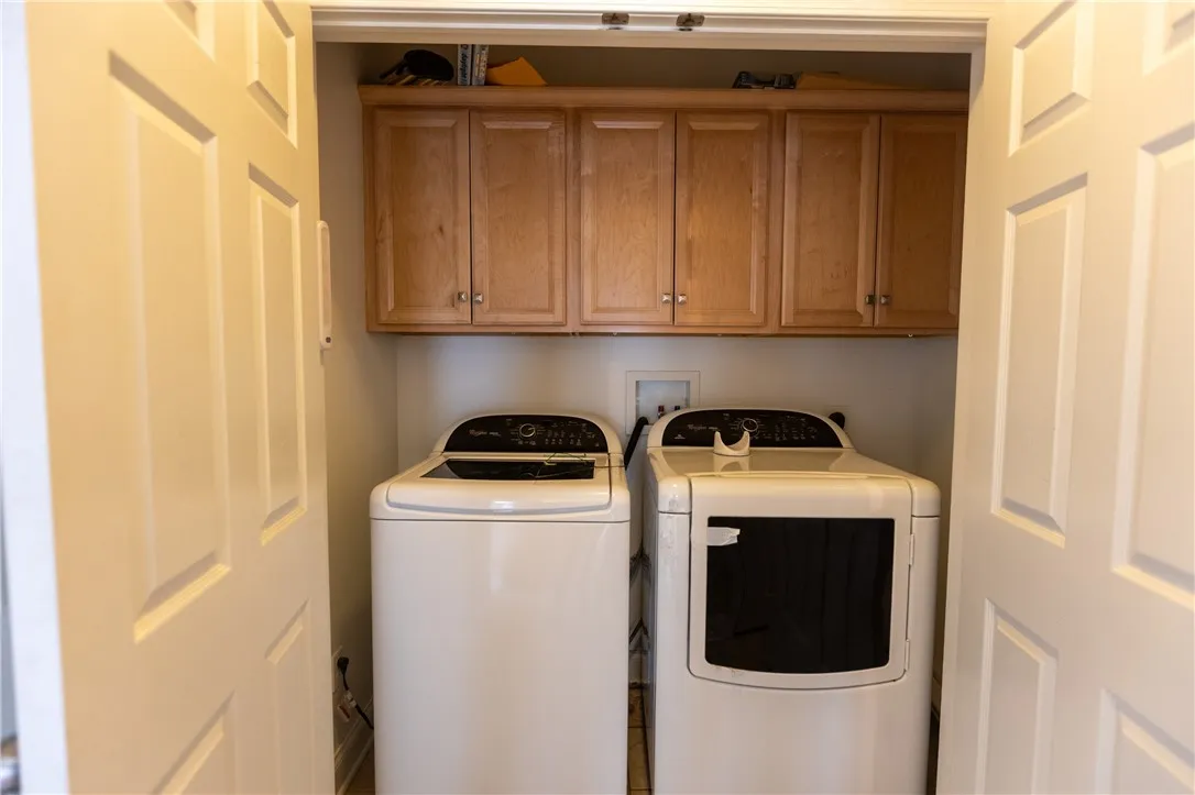 37 Heritage Dr, Geneseo, New York 14454, Geneseo, New York 14454, 3 Bedrooms Bedrooms, 6 Rooms Rooms,2 BathroomsBathrooms,Residential,For Sale,37 Heritage Dr, Geneseo, New York 14454,0,R1633615