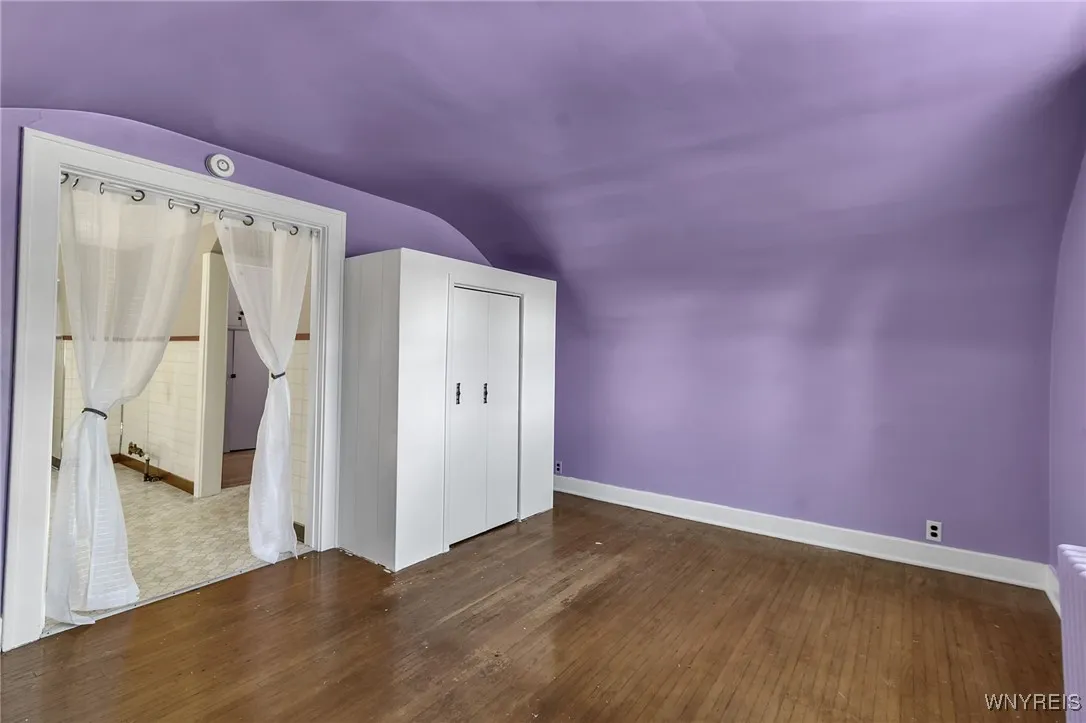 305 South Ogden Street, Buffalo, New York 14206, Buffalo, New York 14206, 4 Bedrooms Bedrooms, ,2 BathroomsBathrooms,Residential,Closed,305 South Ogden Street, Buffalo, New York 14206,0,B1633273