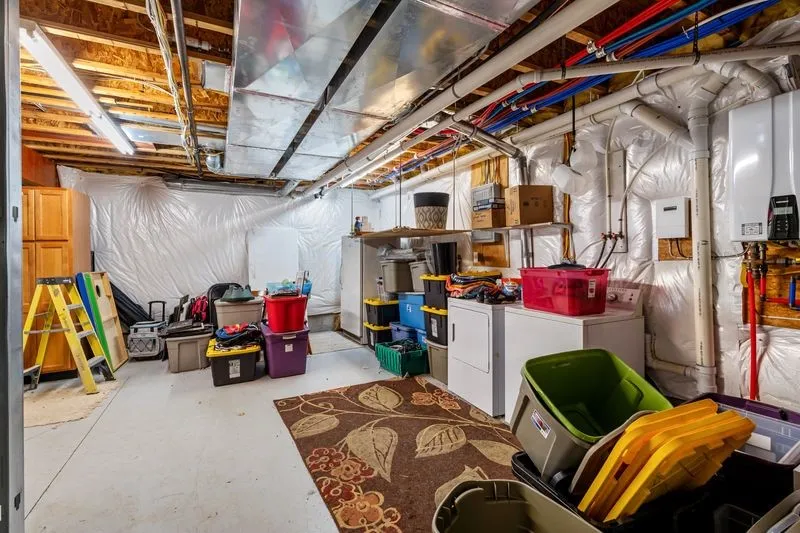 147 Kensington Court, Livonia, New York 14487, Livonia, New York 14487, 5 Bedrooms Bedrooms, 14 Rooms Rooms,4 BathroomsBathrooms,Residential,For Sale,147 Kensington Court, Livonia, New York 14487,0,R1633760