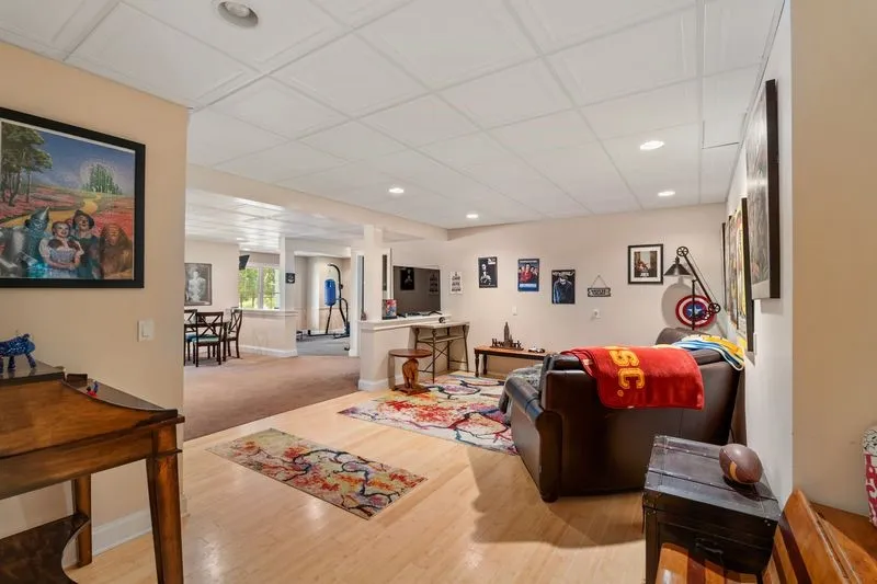 147 Kensington Court, Livonia, New York 14487, Livonia, New York 14487, 5 Bedrooms Bedrooms, 14 Rooms Rooms,4 BathroomsBathrooms,Residential,For Sale,147 Kensington Court, Livonia, New York 14487,0,R1633760