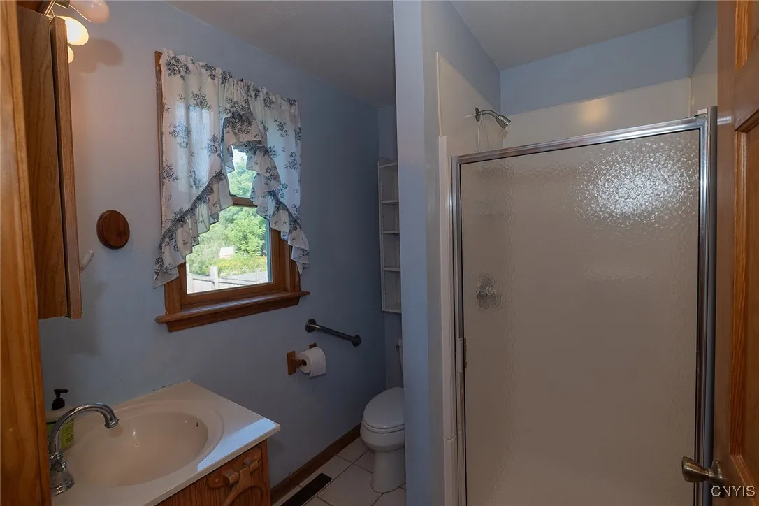 6325 North Kirkville Road, Manlius, New York 13082, Manlius, New York 13082, 4 Bedrooms Bedrooms, 8 Rooms Rooms,2 BathroomsBathrooms,Residential,Closed,6325 North Kirkville Road, Manlius, New York 13082,0,S1633318