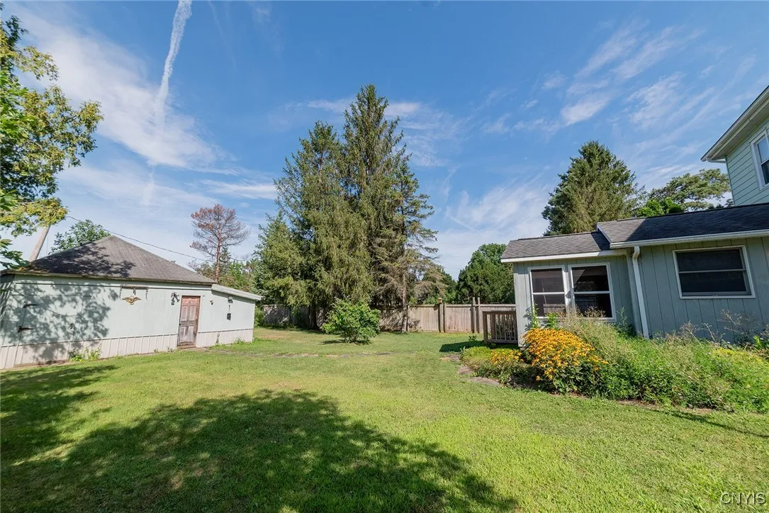 6325 North Kirkville Road, Manlius, New York 13082, Manlius, New York 13082, 4 Bedrooms Bedrooms, 8 Rooms Rooms,2 BathroomsBathrooms,Residential,Closed,6325 North Kirkville Road, Manlius, New York 13082,0,S1633318
