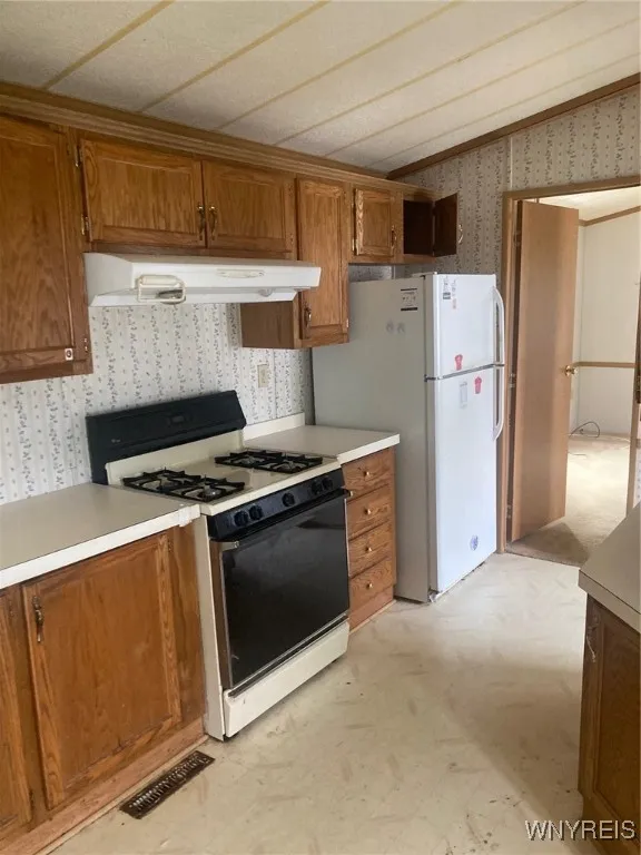 819 Thomas Lane, Evans, New York 14006, Evans, New York 14006, 2 Bedrooms Bedrooms, 6 Rooms Rooms,2 BathroomsBathrooms,Residential,For Sale,819 Thomas Lane, Evans, New York 14006,0,B1633757