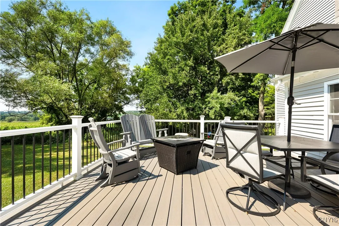 1909 Rose Hill Road, Skaneateles, New York 13152, Skaneateles, New York 13152, 4 Bedrooms Bedrooms, 10 Rooms Rooms,2 BathroomsBathrooms,Residential,For Sale,1909 Rose Hill Road, Skaneateles, New York 13152,0,S1633773