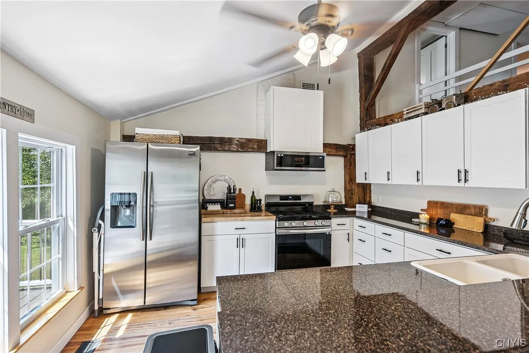 1909 Rose Hill Road, Skaneateles, New York 13152, Skaneateles, New York 13152, 4 Bedrooms Bedrooms, 10 Rooms Rooms,2 BathroomsBathrooms,Residential,For Sale,1909 Rose Hill Road, Skaneateles, New York 13152,0,S1633773