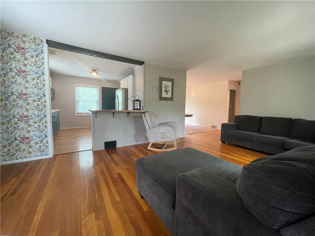 134 Cayuga Street, Seneca Falls, New York 13148, Seneca Falls, New York 13148, 2 Bedrooms Bedrooms, 5 Rooms Rooms,1 BathroomBathrooms,Residential,Closed,134 Cayuga Street, Seneca Falls, New York 13148,0,R1631924