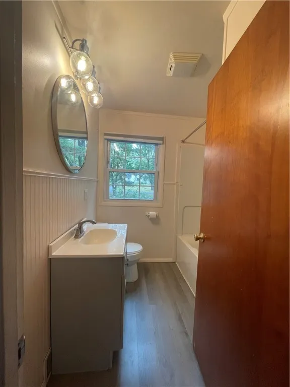 134 Cayuga Street, Seneca Falls, New York 13148, Seneca Falls, New York 13148, 2 Bedrooms Bedrooms, 5 Rooms Rooms,1 BathroomBathrooms,Residential,Closed,134 Cayuga Street, Seneca Falls, New York 13148,0,R1631924