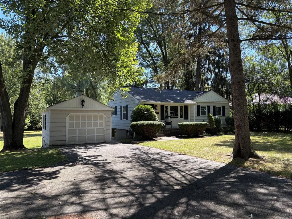 134 Cayuga Street, Seneca Falls, New York 13148, Seneca Falls, New York 13148, 2 Bedrooms Bedrooms, 5 Rooms Rooms,1 BathroomBathrooms,Residential,Closed,134 Cayuga Street, Seneca Falls, New York 13148,0,R1631924