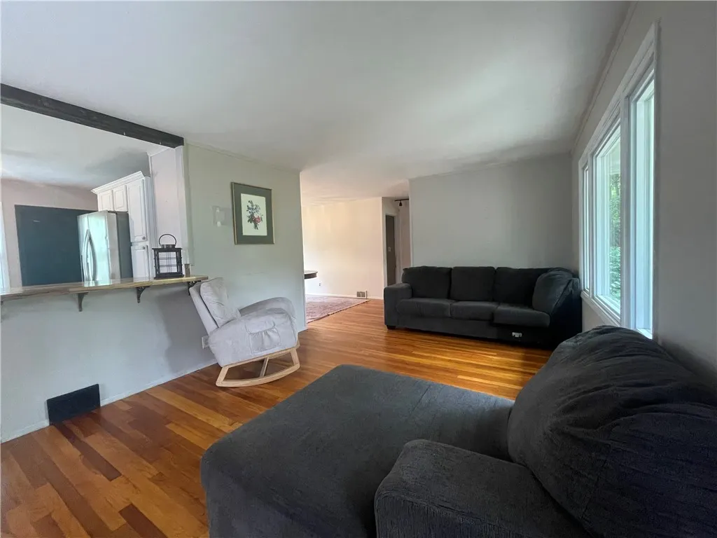 134 Cayuga Street, Seneca Falls, New York 13148, Seneca Falls, New York 13148, 2 Bedrooms Bedrooms, 5 Rooms Rooms,1 BathroomBathrooms,Residential,Closed,134 Cayuga Street, Seneca Falls, New York 13148,0,R1631924