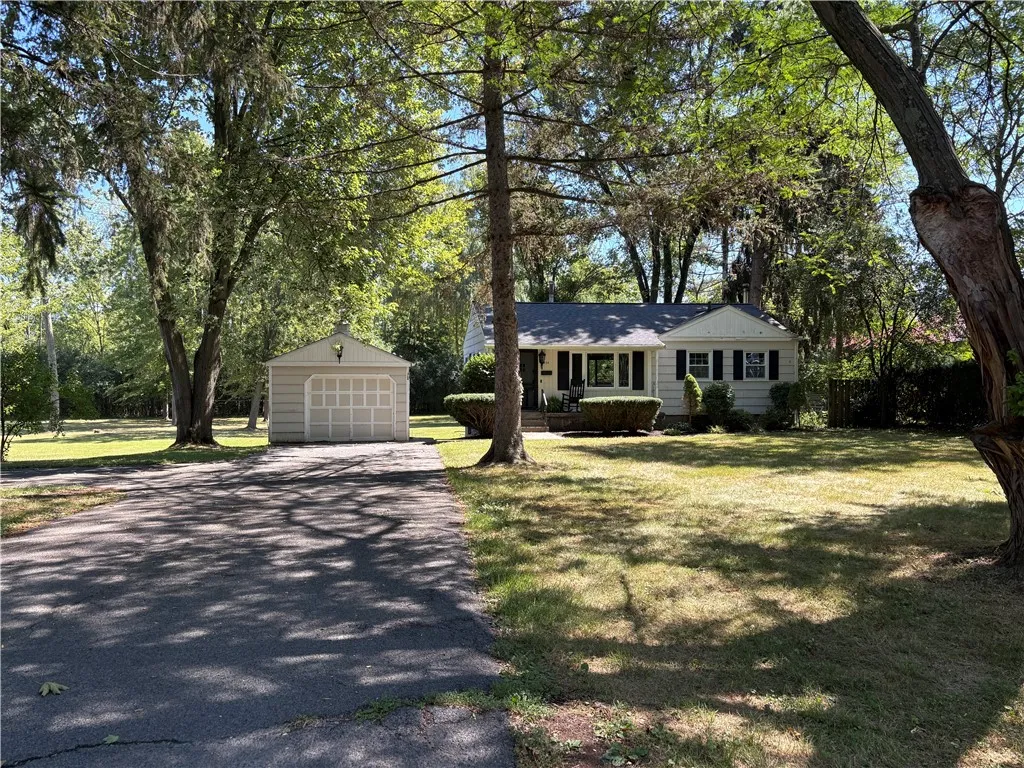 134 Cayuga Street, Seneca Falls, New York 13148, Seneca Falls, New York 13148, 2 Bedrooms Bedrooms, 5 Rooms Rooms,1 BathroomBathrooms,Residential,Closed,134 Cayuga Street, Seneca Falls, New York 13148,0,R1631924