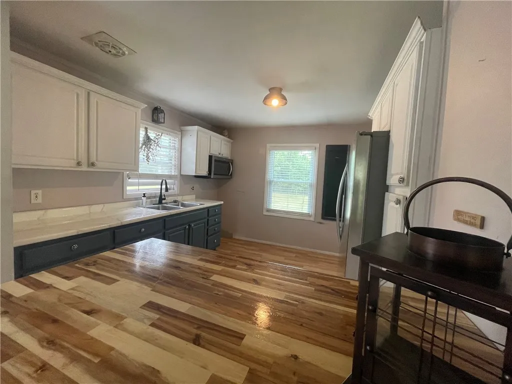 134 Cayuga Street, Seneca Falls, New York 13148, Seneca Falls, New York 13148, 2 Bedrooms Bedrooms, 5 Rooms Rooms,1 BathroomBathrooms,Residential,Closed,134 Cayuga Street, Seneca Falls, New York 13148,0,R1631924