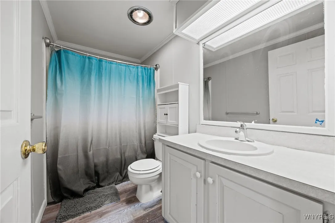 40 Brookridge Drive, Hamburg, New York 14075, Hamburg, New York 14075, 3 Bedrooms Bedrooms, 6 Rooms Rooms,2 BathroomsBathrooms,Residential,For Sale,40 Brookridge Drive, Hamburg, New York 14075,B1633754
