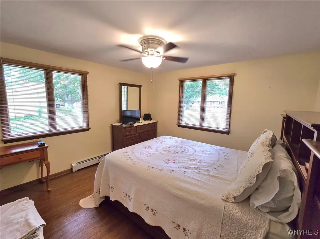 4358 Beach Ridge Road, Pendleton, New York 14120, Pendleton, New York 14120, 3 Bedrooms Bedrooms, 6 Rooms Rooms,1 BathroomBathrooms,Residential,Closed,4358 Beach Ridge Road, Pendleton, New York 14120,0,B1633429
