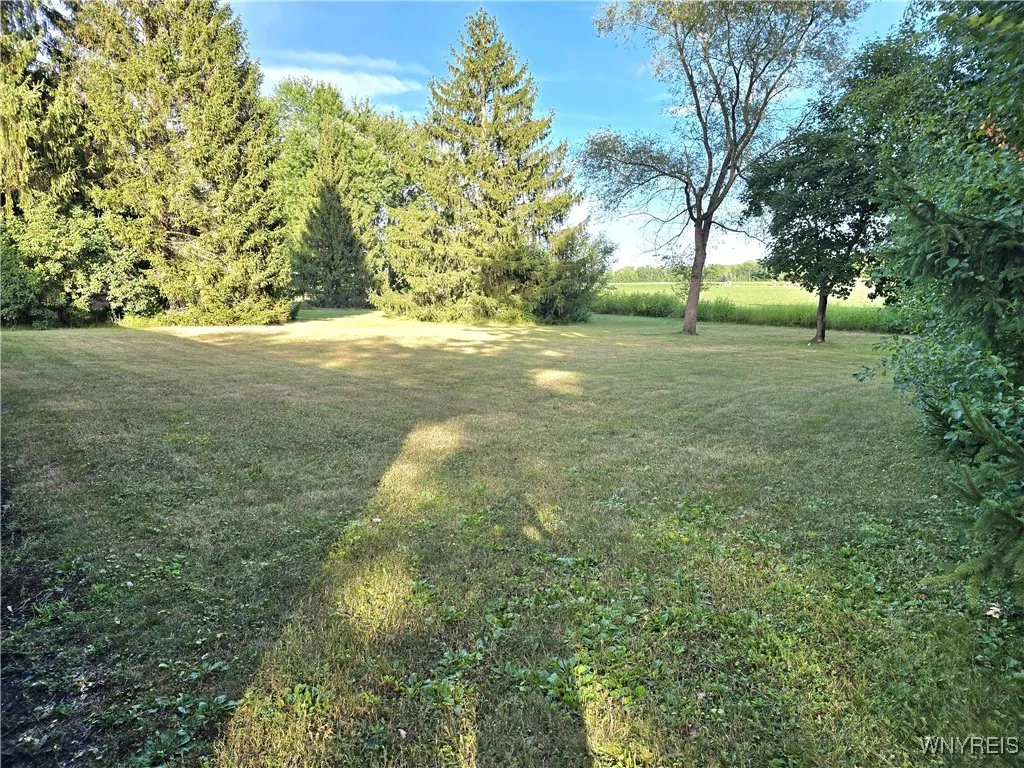 4358 Beach Ridge Road, Pendleton, New York 14120, Pendleton, New York 14120, 3 Bedrooms Bedrooms, 6 Rooms Rooms,1 BathroomBathrooms,Residential,Closed,4358 Beach Ridge Road, Pendleton, New York 14120,0,B1633429
