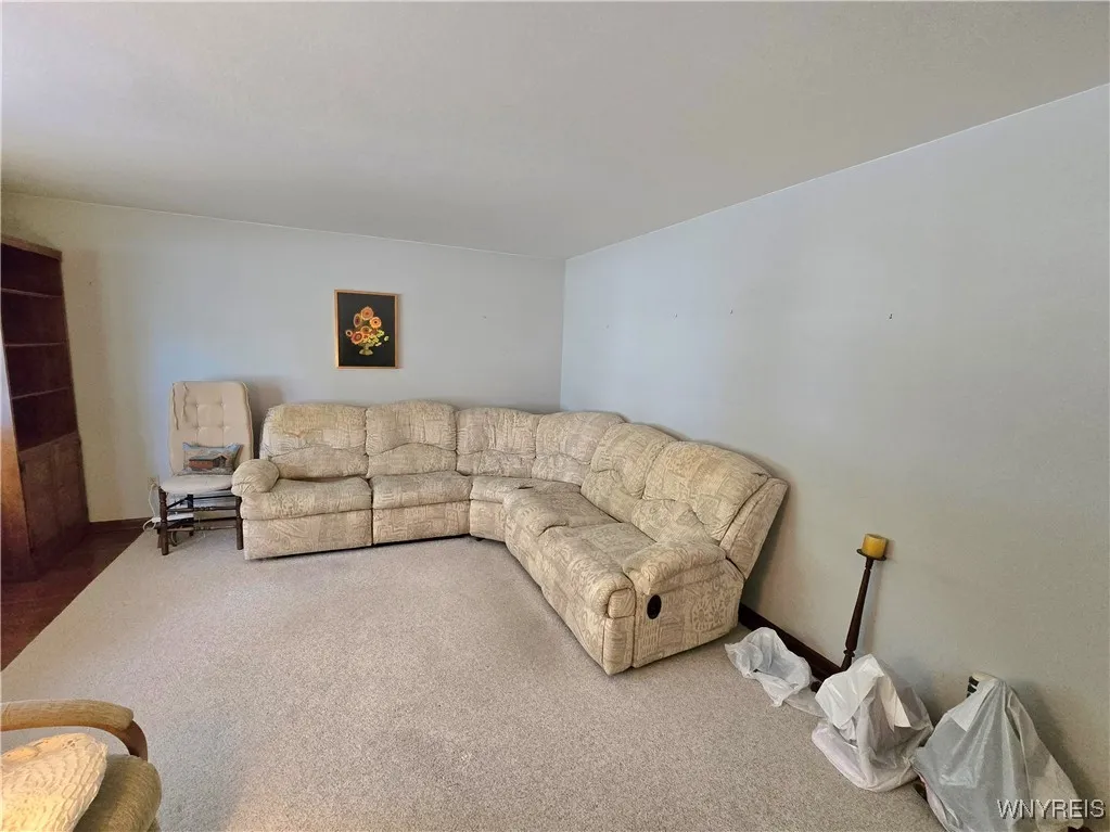 4358 Beach Ridge Road, Pendleton, New York 14120, Pendleton, New York 14120, 3 Bedrooms Bedrooms, 6 Rooms Rooms,1 BathroomBathrooms,Residential,Closed,4358 Beach Ridge Road, Pendleton, New York 14120,0,B1633429