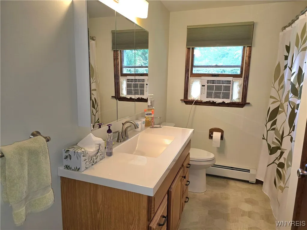 4358 Beach Ridge Road, Pendleton, New York 14120, Pendleton, New York 14120, 3 Bedrooms Bedrooms, 6 Rooms Rooms,1 BathroomBathrooms,Residential,Closed,4358 Beach Ridge Road, Pendleton, New York 14120,0,B1633429