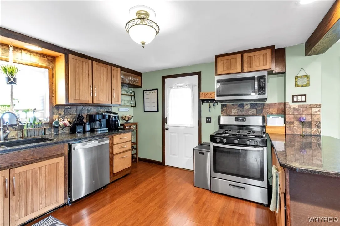145 Hoerner Avenue, Cheektowaga, New York 14211, Cheektowaga, New York 14211, 2 Bedrooms Bedrooms, 6 Rooms Rooms,1 BathroomBathrooms,Residential,For Sale,145 Hoerner Avenue, Cheektowaga, New York 14211,0,B1633129