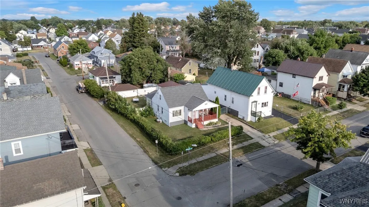 145 Hoerner Avenue, Cheektowaga, New York 14211, Cheektowaga, New York 14211, 2 Bedrooms Bedrooms, 6 Rooms Rooms,1 BathroomBathrooms,Residential,For Sale,145 Hoerner Avenue, Cheektowaga, New York 14211,0,B1633129