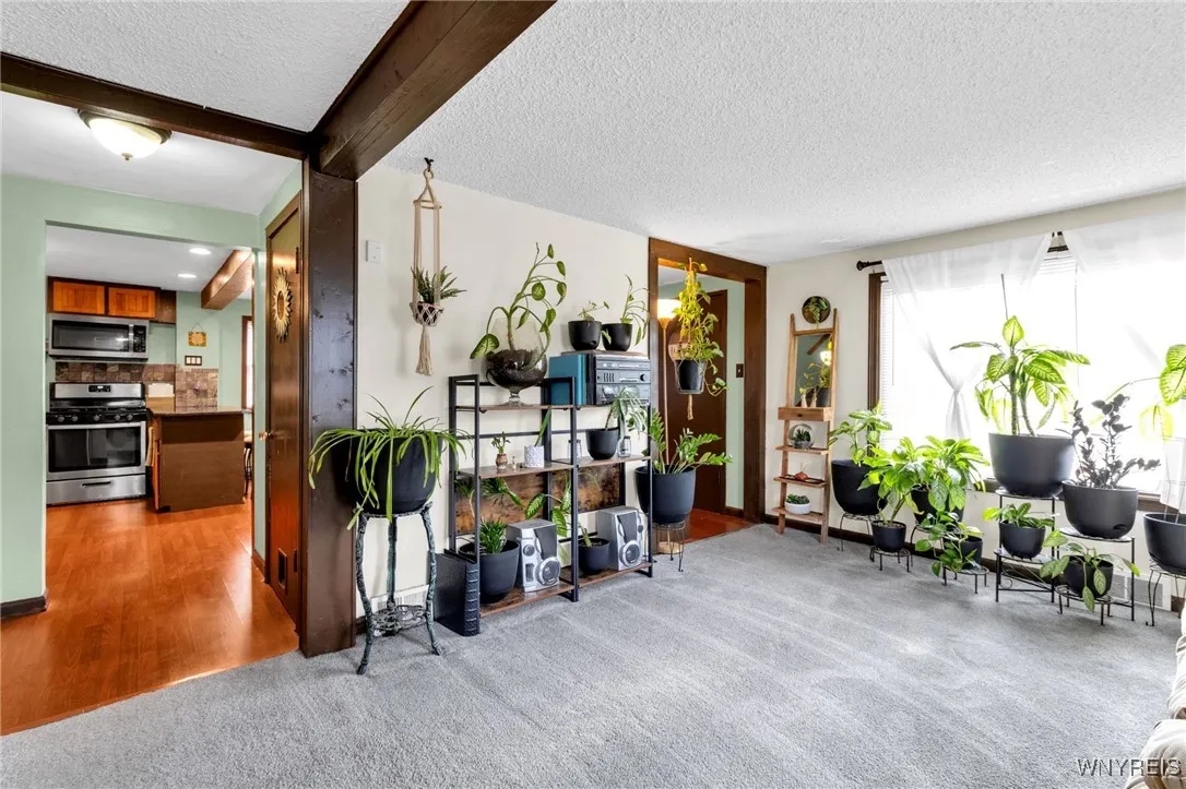 145 Hoerner Avenue, Cheektowaga, New York 14211, Cheektowaga, New York 14211, 2 Bedrooms Bedrooms, 6 Rooms Rooms,1 BathroomBathrooms,Residential,For Sale,145 Hoerner Avenue, Cheektowaga, New York 14211,0,B1633129
