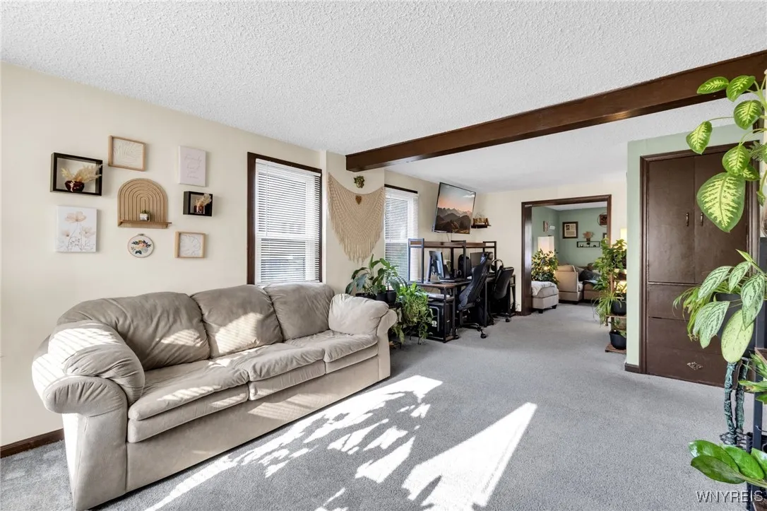 145 Hoerner Avenue, Cheektowaga, New York 14211, Cheektowaga, New York 14211, 2 Bedrooms Bedrooms, 6 Rooms Rooms,1 BathroomBathrooms,Residential,For Sale,145 Hoerner Avenue, Cheektowaga, New York 14211,0,B1633129