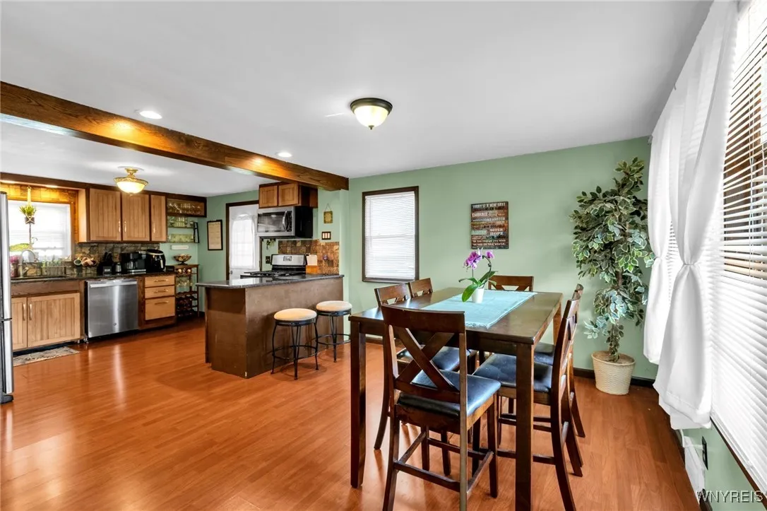 145 Hoerner Avenue, Cheektowaga, New York 14211, Cheektowaga, New York 14211, 2 Bedrooms Bedrooms, 6 Rooms Rooms,1 BathroomBathrooms,Residential,For Sale,145 Hoerner Avenue, Cheektowaga, New York 14211,0,B1633129