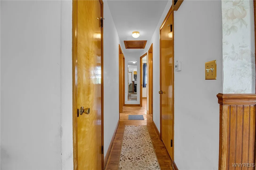 130 Desmond Drive, Tonawanda, New York 14150, Tonawanda, New York 14150, 3 Bedrooms Bedrooms, 10 Rooms Rooms,1 BathroomBathrooms,Residential,For Sale,130 Desmond Drive, Tonawanda, New York 14150,0,B1633422