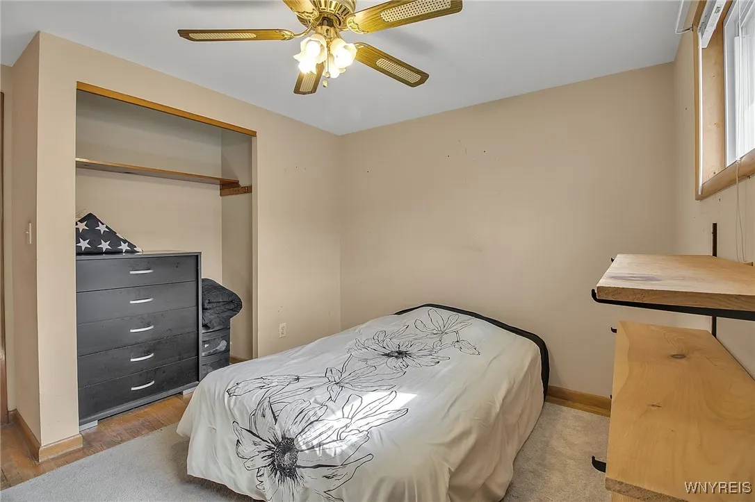 130 Desmond Drive, Tonawanda, New York 14150, Tonawanda, New York 14150, 3 Bedrooms Bedrooms, 10 Rooms Rooms,1 BathroomBathrooms,Residential,For Sale,130 Desmond Drive, Tonawanda, New York 14150,0,B1633422